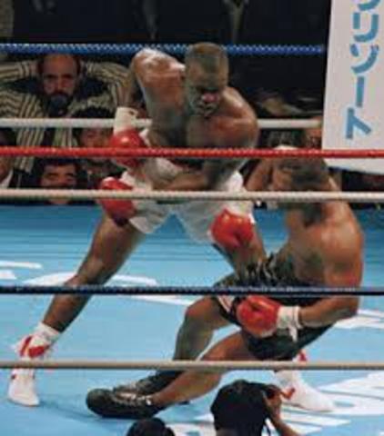 James "Buster" Douglas KOs