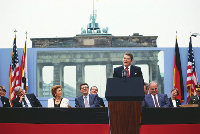 Reagan Speech at Bradenberg Gate