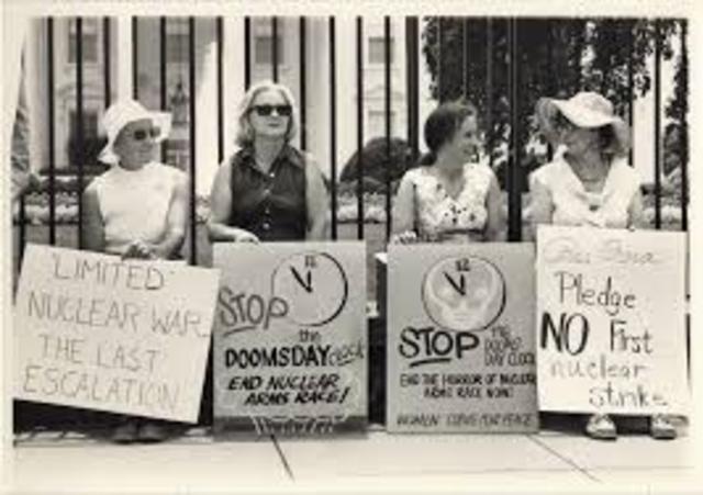 WAR PROTESTS ORGANIZATIONS