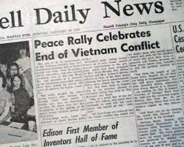 VIETNAM WAR : WAR ENDS