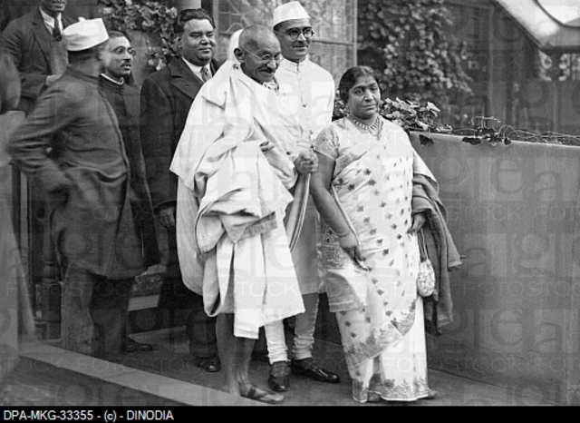 Travels to London and meets with the English Prime Minister (at 10 downing street) and has tea with the king and queen ( at buckingham palace) in downtown  London