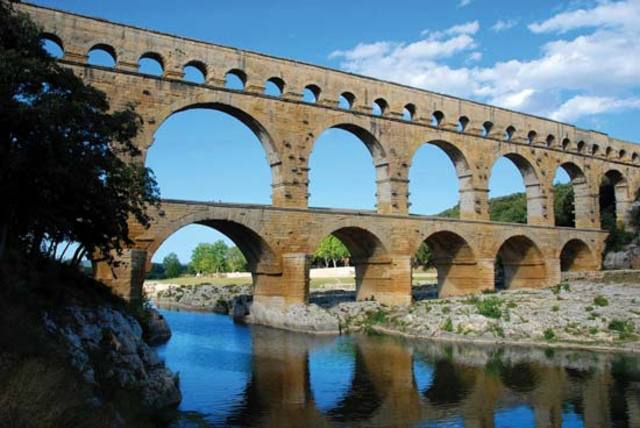Aqueducts first created by Romans (7th Century BCE)