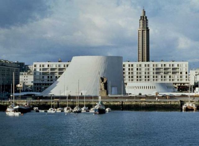 Casa de la Cultura, Óscar Niemeyer