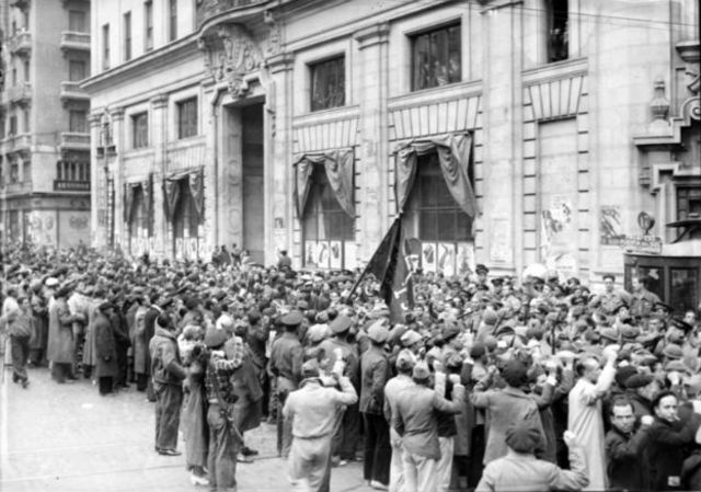 Les brigades internacionals es retiren