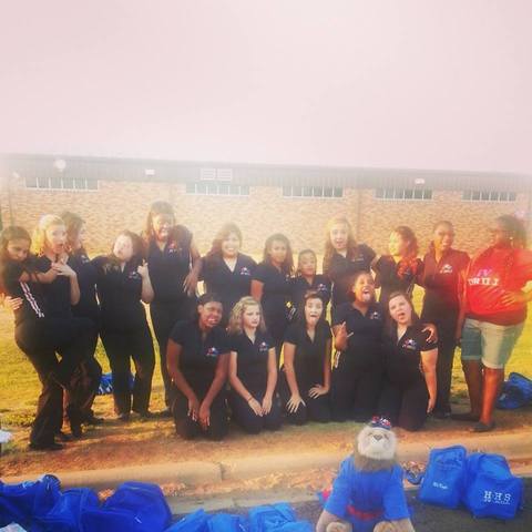 Hizo equipo universitario júnior de entreamiento, augusto treinta, dos mil trece