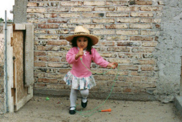 Selena empezar cantar