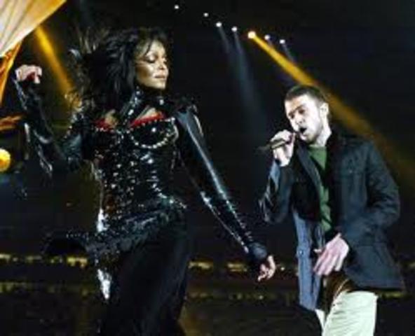 XXXVIII - Janet Jackson, Justin Timberlake, P. Diddy, Kid Rock, and Nelly