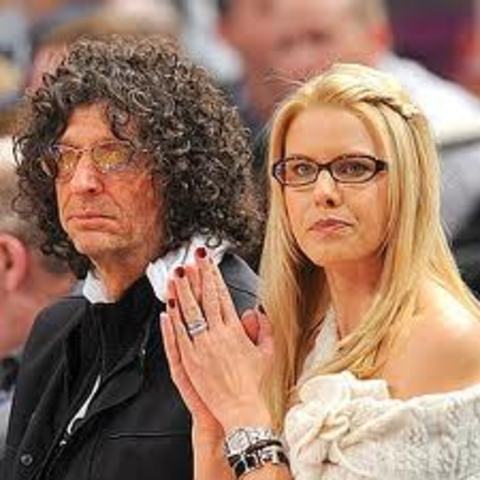 Howard Stern's New Year's Eve Beauty Pageant