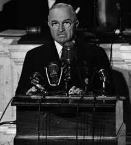 Truman announces Soviets have exploded a nuclear device