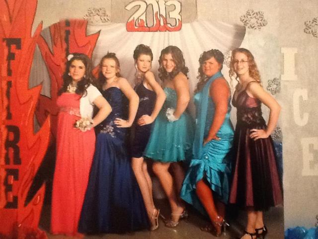 Yo conocí mi amigas Alyssa, Valorie, Katie, Sarah, y Brianna.