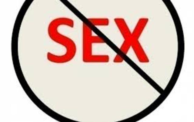 Joe convince a friend to stay abtience