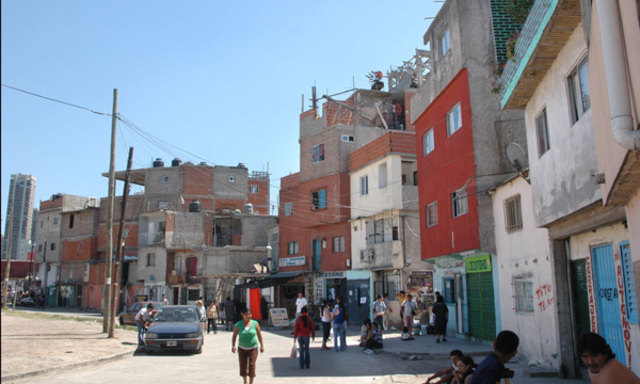 7.9 % pobreza extrema