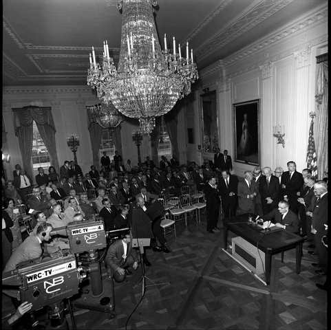 Tonkin Gulf Resolution (description)