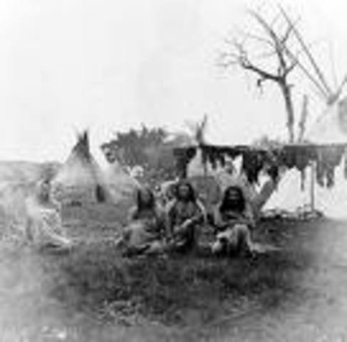 Apaches Arrive in Texas