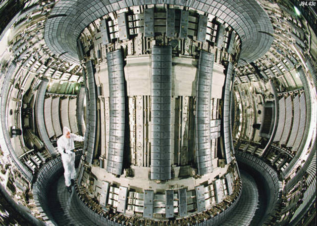 Reactor nuclear de fissió