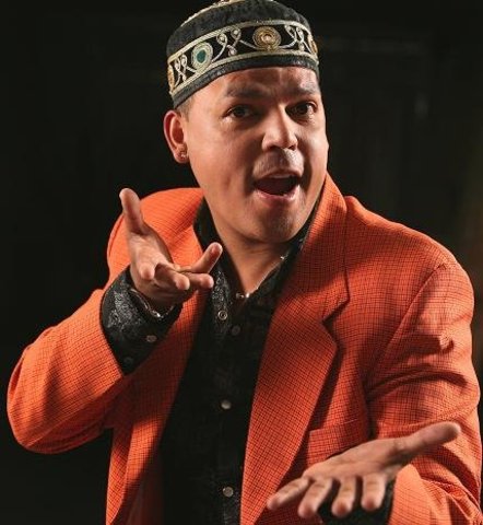 muerte del yoe arroyo el cual fue un interprete increible en el mundo de la salsa. un cantante respetado y amado en colombia y todo el mundo