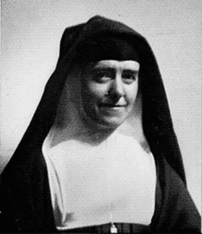 Leonie enters the Visitation Convent in Caen