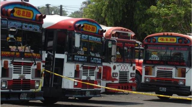 Pandillas paralizan El Salvador