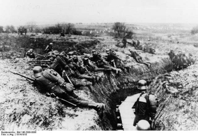 Germany declares war on Russia