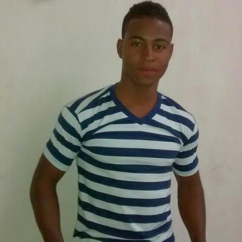 MI PRIMERA VEZ REDES SOCIALES CRISTIAN AGUIRRE