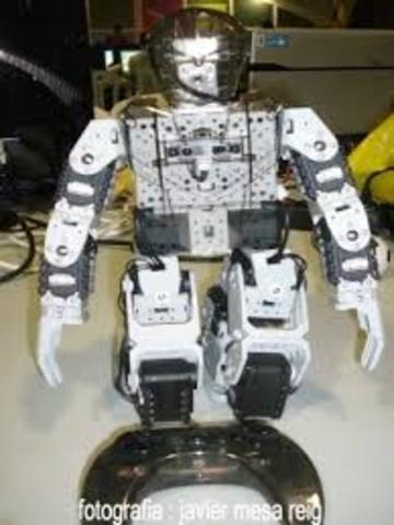 Pato mecánico capaz de comer, agitar sus alas y excretar.