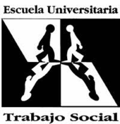 La primera escuela se fundó.