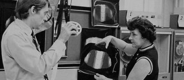 Ken Knowlton, when he worked at Bell Laboratories, started developing computer techniques for making animated movies.