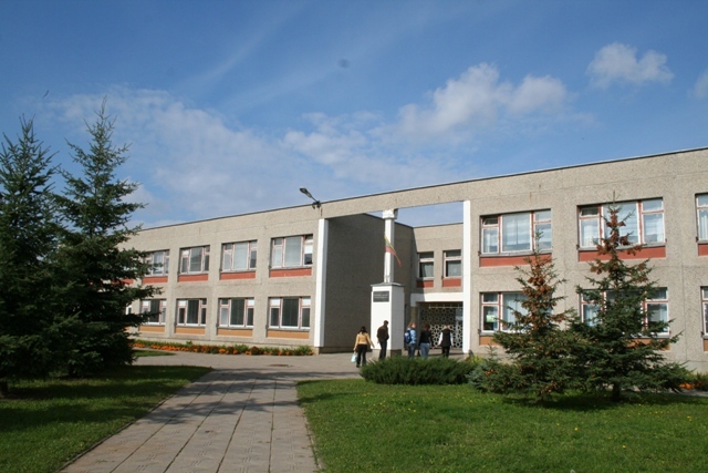 Pradėjau eiti į Panevėžio „Minties" gimnaziją