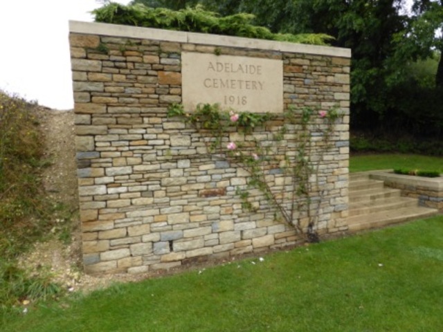 Australian troops recapture the town of Villers- Bretonneux in France