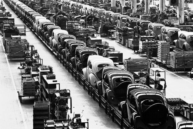 CADENA DE MONTAJE EN USA