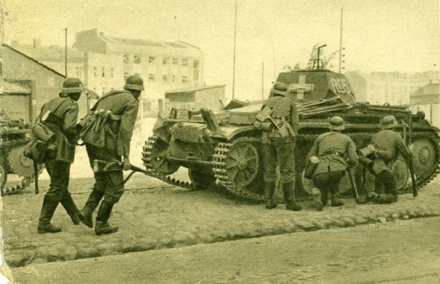 The Germans captured Warsaw from the Russians