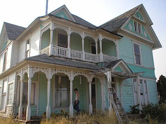 Victorian House Built