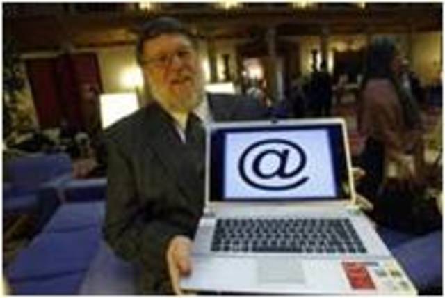 primeros correos elec.