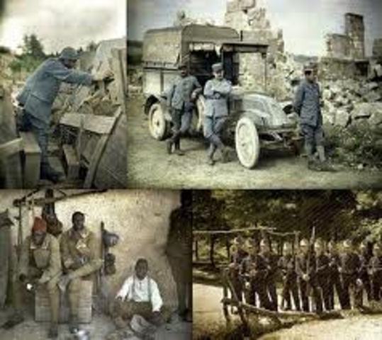 Alemania desembarca tropas en Libia para invadir Egipto.