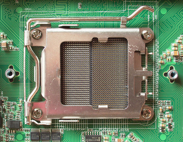Socket F (AMD)