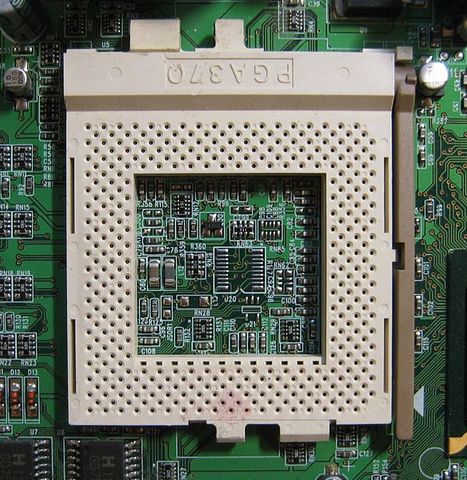 Socket 370 (INTEL)
