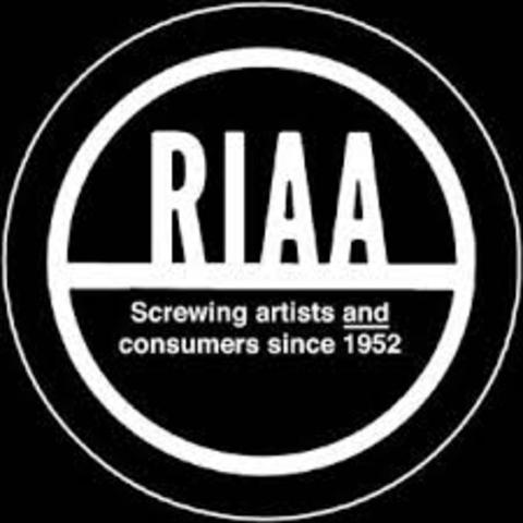 Leyes, condenas y acciones contra las descargas ilegales vía P2P