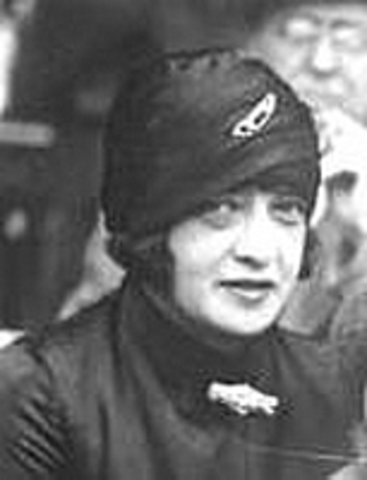 Ruth maires Helen Woodford