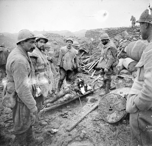 French recapture Douaumont Fort at Verdun