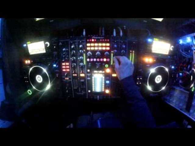 Conseguir Trabajo Como Dj en un Bar de Bogota