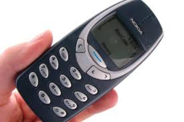 CELULARES AVANZADOS ENLOS AÑOS 2000