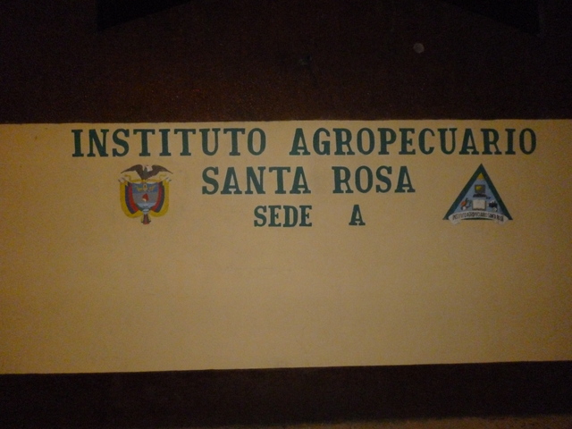 Inicio de trabajo en el Instituto Agropacuario Santa Rosa.