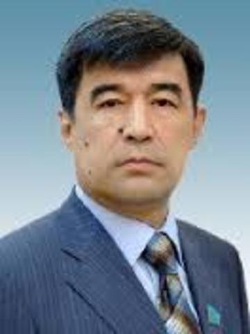 С 15 марта 2001 года акимом Шымкента был назначен Болат Абжаппарович Жылкышиев