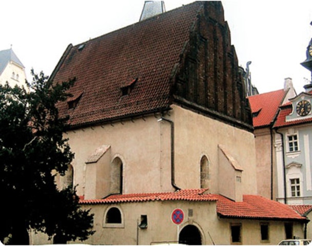 הוקם בית הכנסת אלט נוי שול