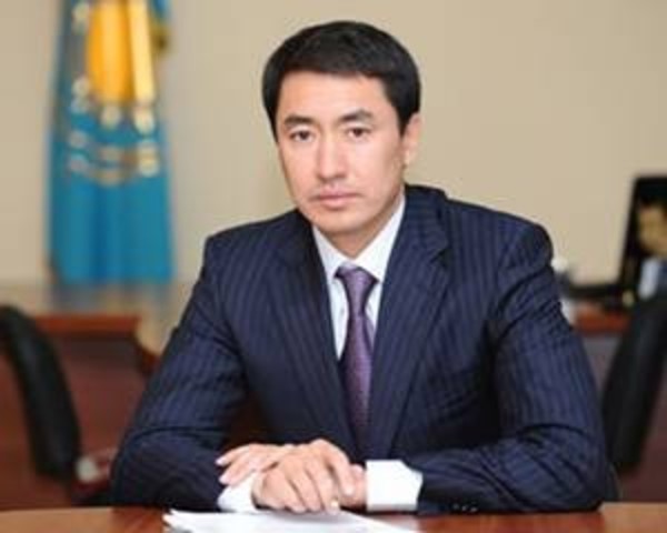 С 19 февраля 2008 г пост акима принял Арман Шарипбаевич Жетписбаев