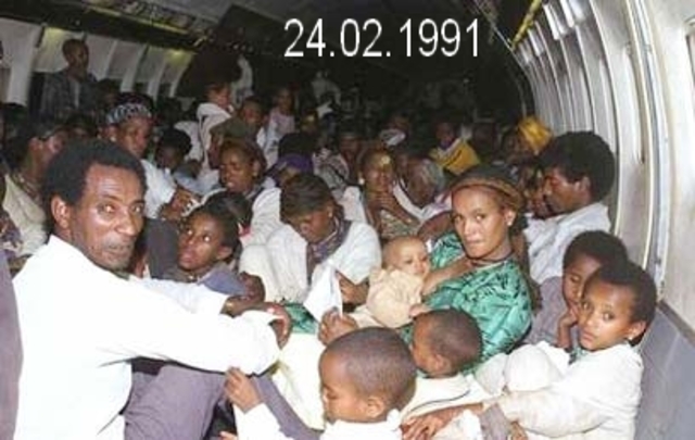 מתחיל מבצע שלמה להעלאת יהודי אתיופיה לארץ