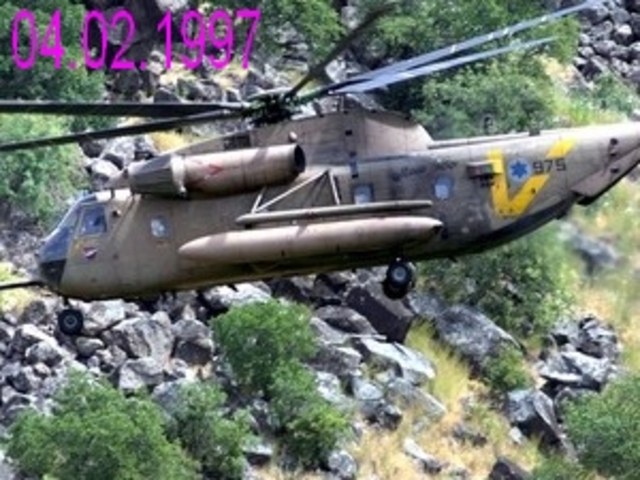 שבעים ושלושה קצינים וחיילים נהרגים בהתנגשות בין 2 מסוקי צה"ל