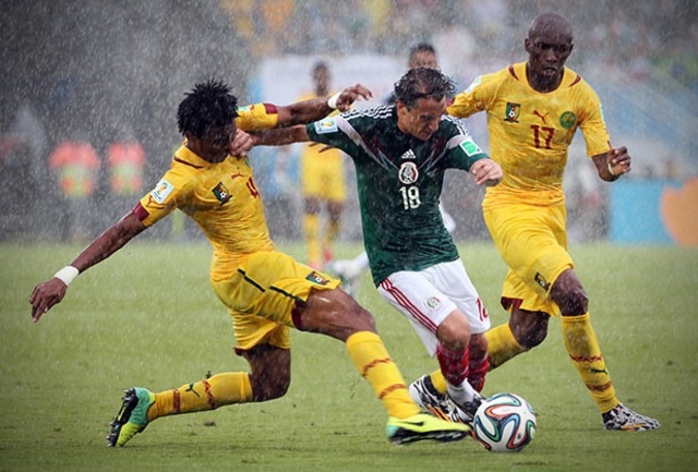 GRUPO B: Mexico 1-0 Camerún