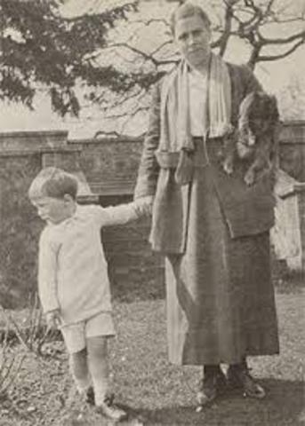 Roald’s mother Sofie Magdalene dies