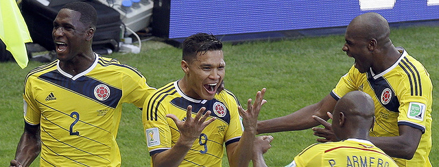 Colombia(3)-(0)Grecia